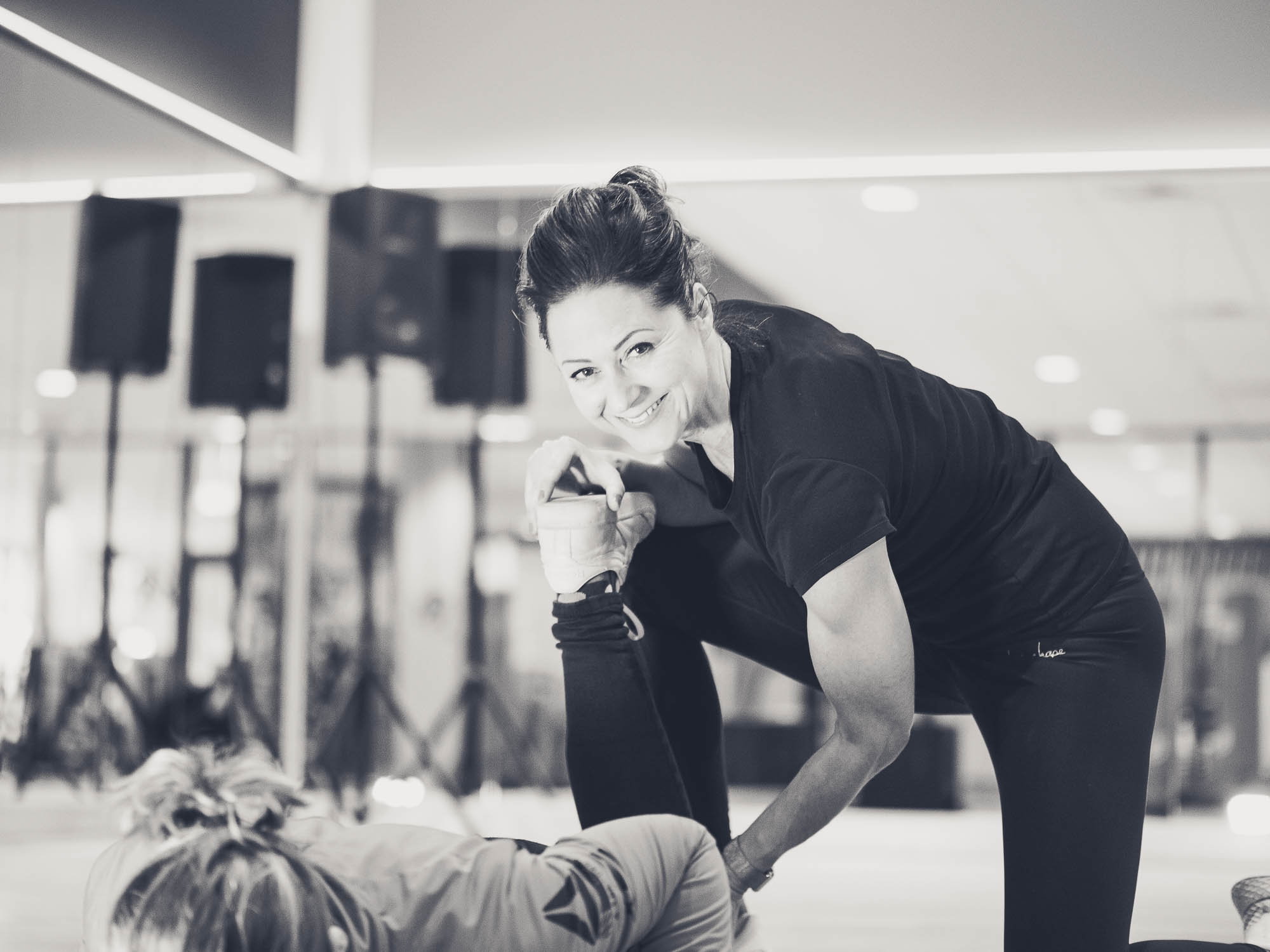 Moni Homann Personal Training mit Klientin Stretchen
