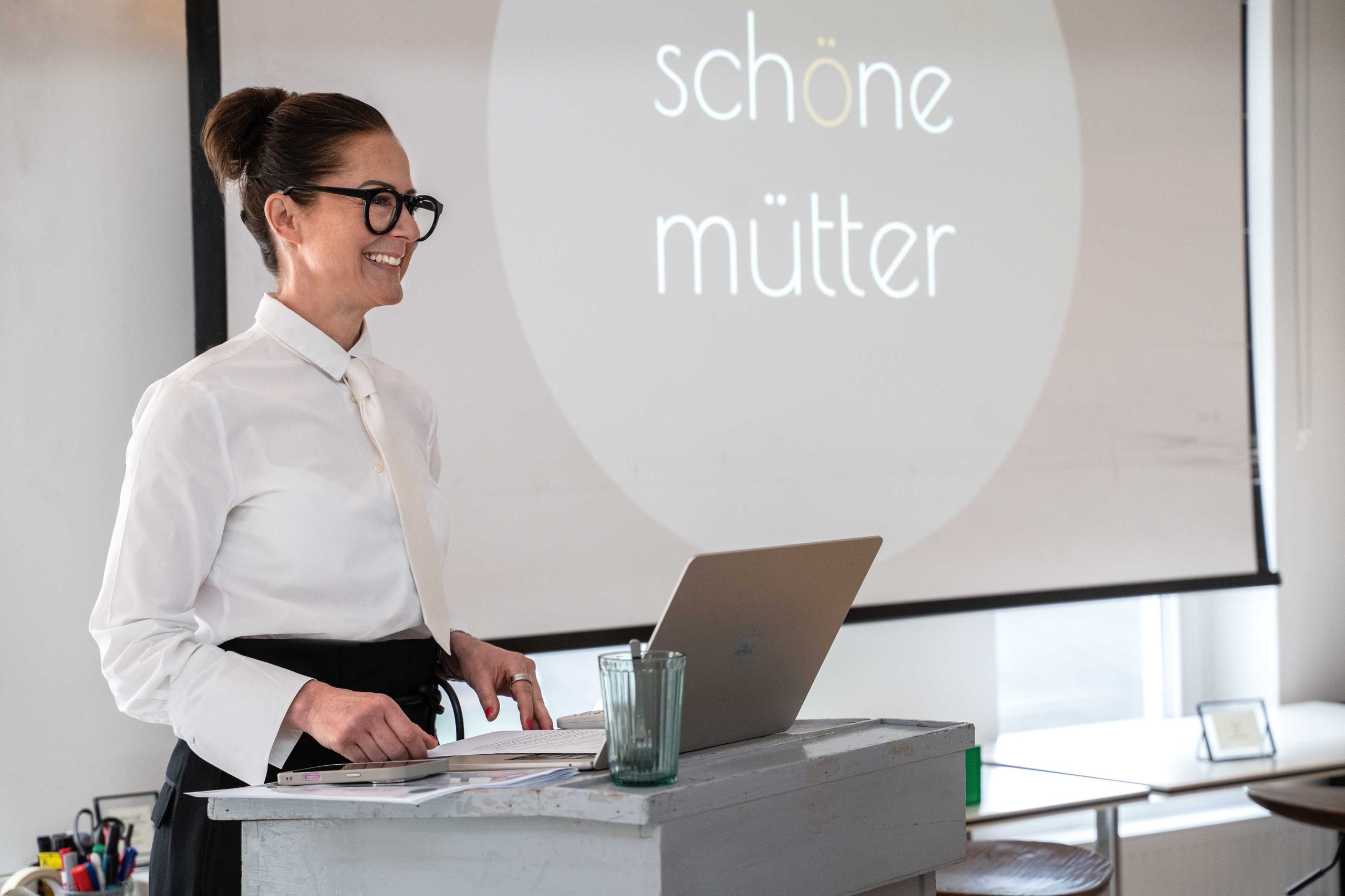 Moni Homann als Speaker bei der Convention 2026